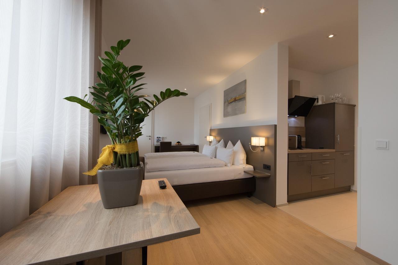 Vitus Steyr Hotel & Spa Suites Bagian luar foto